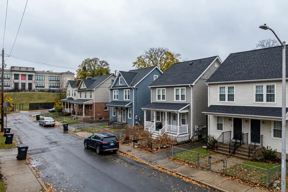 Devon Street, Kearny, NJ 07032 — reemplazo de techo en este barrio de Kearny